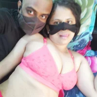 Younger_Couples
