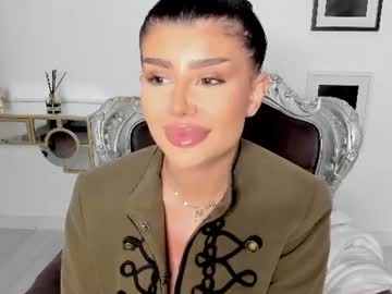 moniqueeass